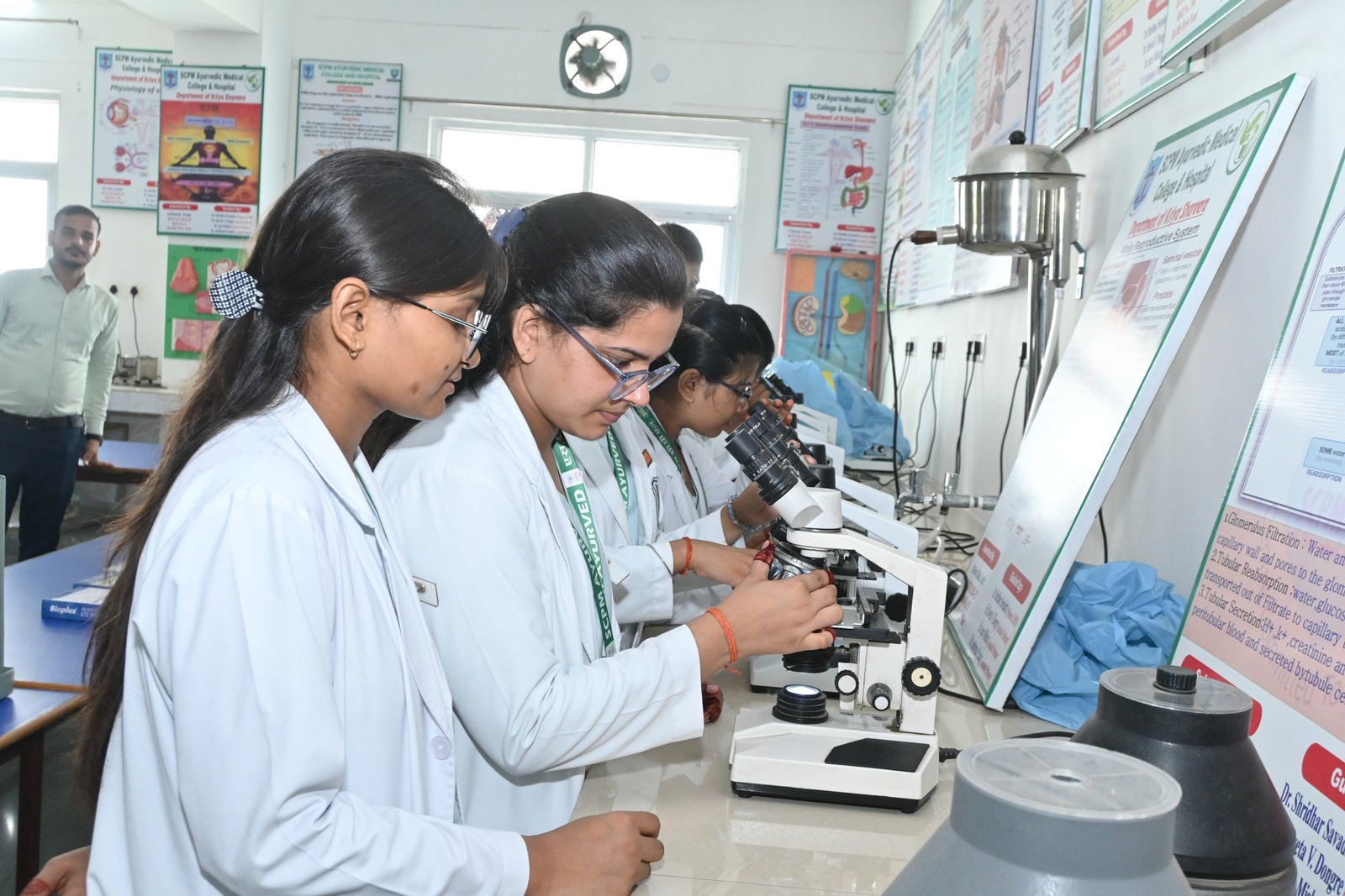 Laboratories - DSC_6303